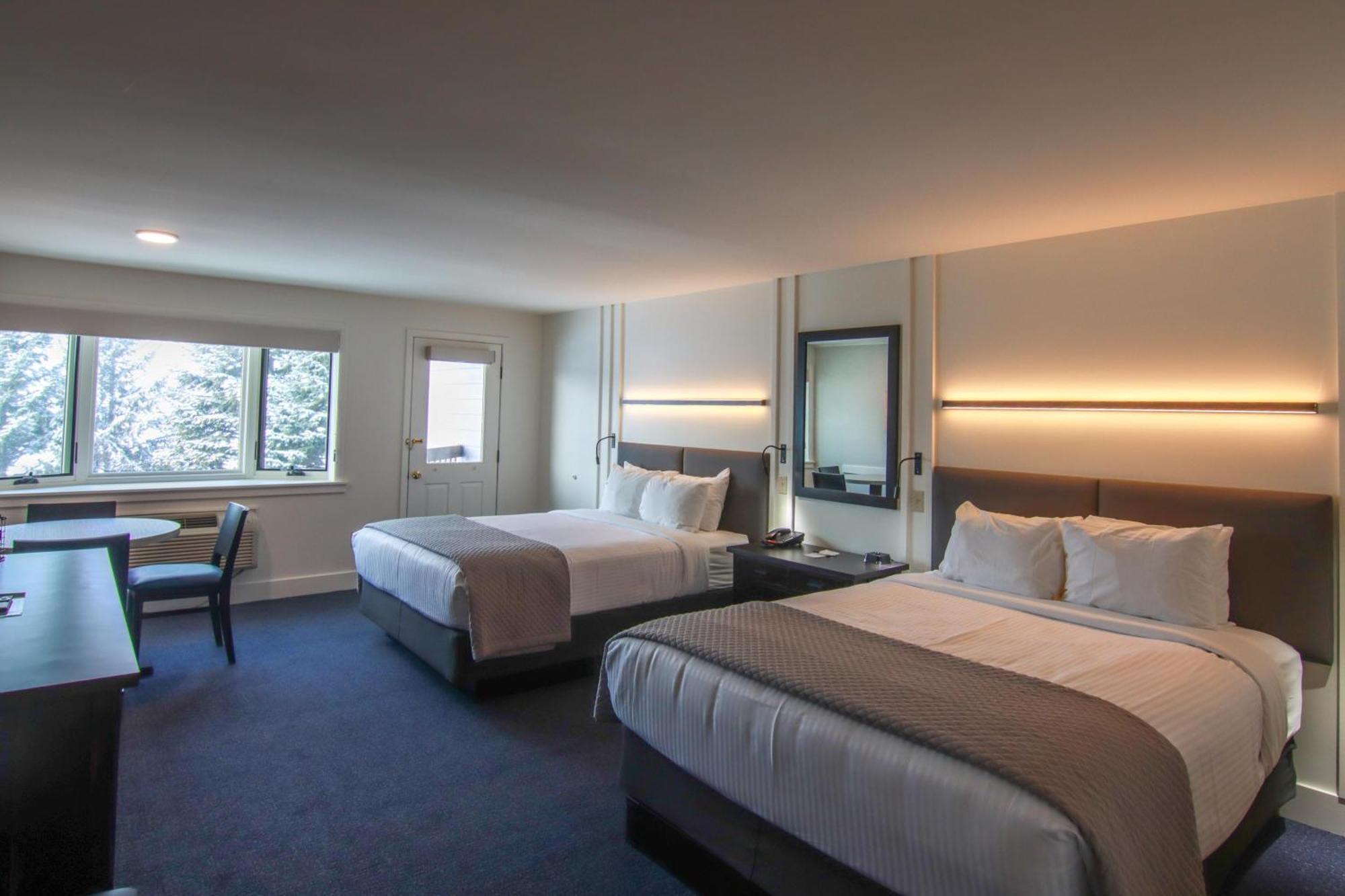Crystal Mountain Hotel Thompsonville Екстериор снимка