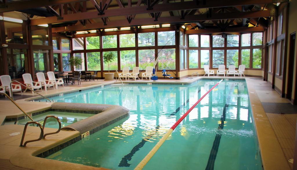Crystal Mountain Hotel Thompsonville Екстериор снимка