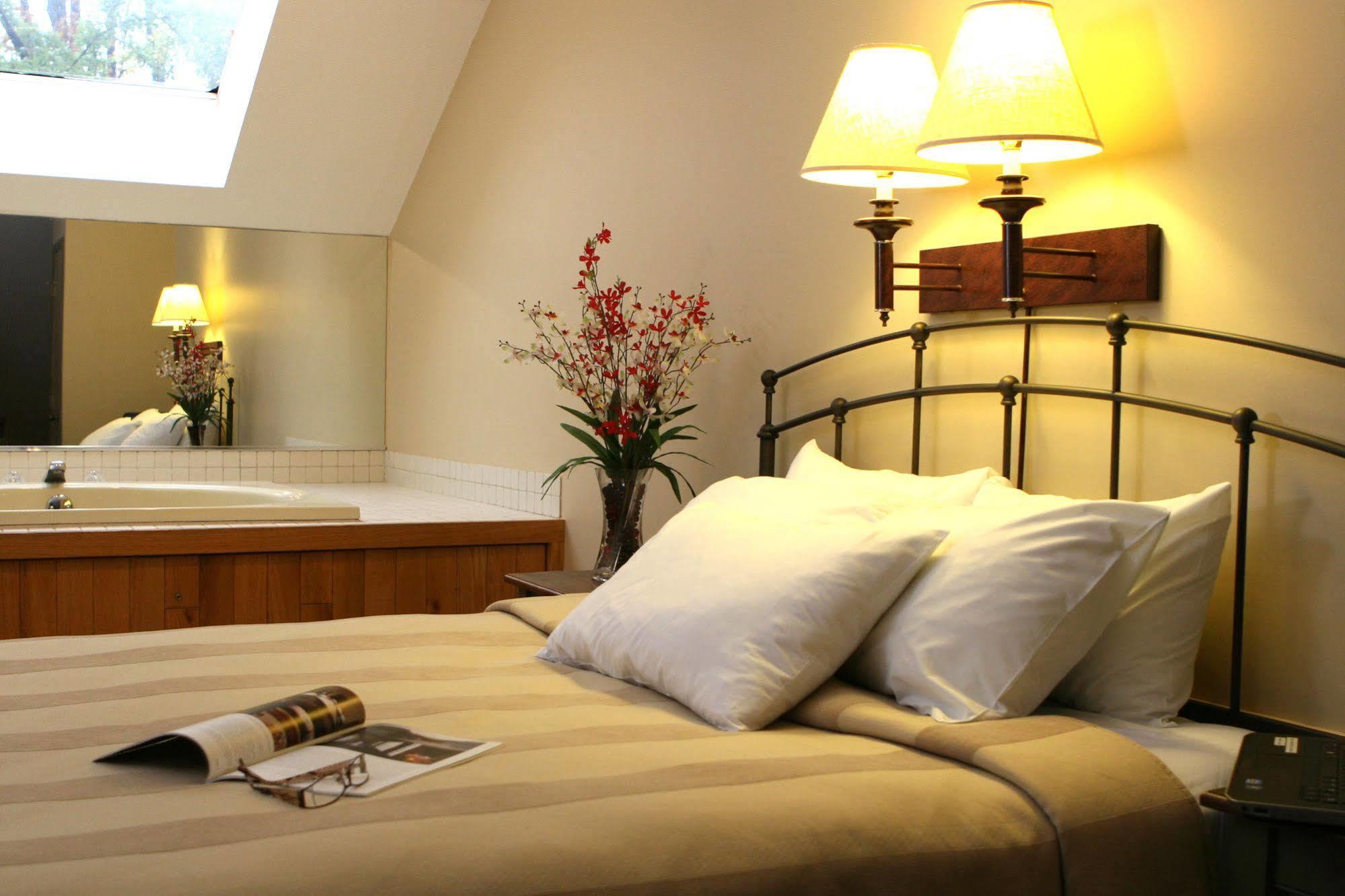 Crystal Mountain Hotel Thompsonville Екстериор снимка